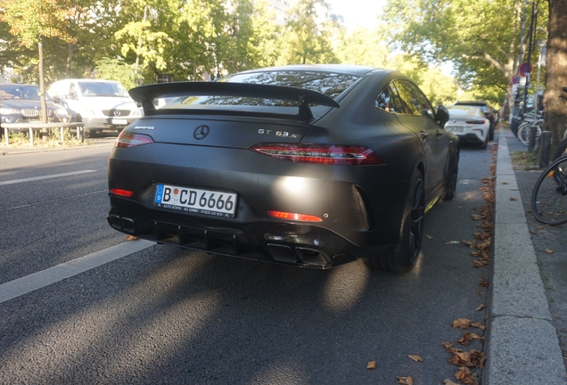 Mercedes-AMG GT 63 S X290