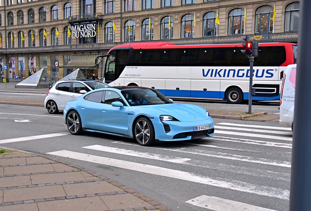 Porsche Taycan Turbo