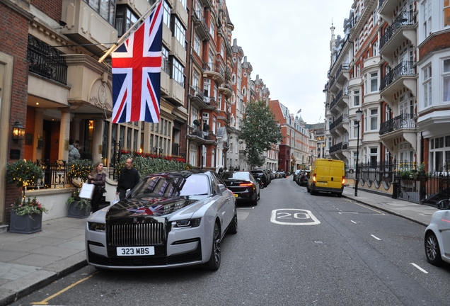 Rolls-Royce Ghost Black Badge 2021