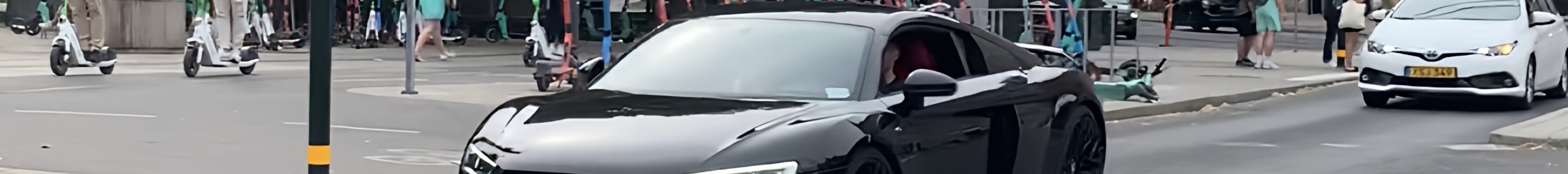 Audi R8 V10 Plus 2015