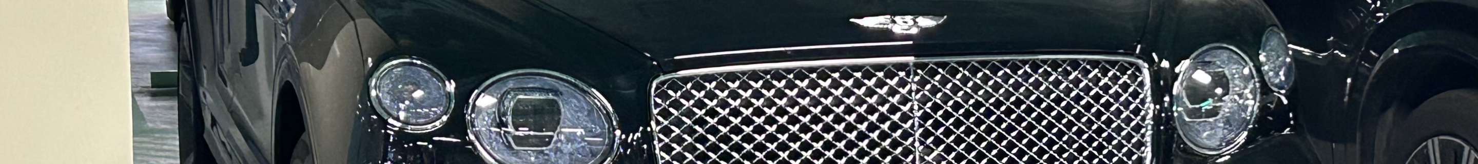 Bentley Bentayga V8 2024