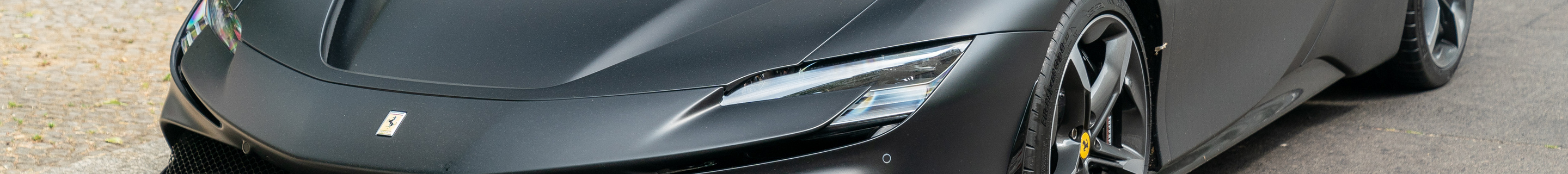 Ferrari SF90 Spider