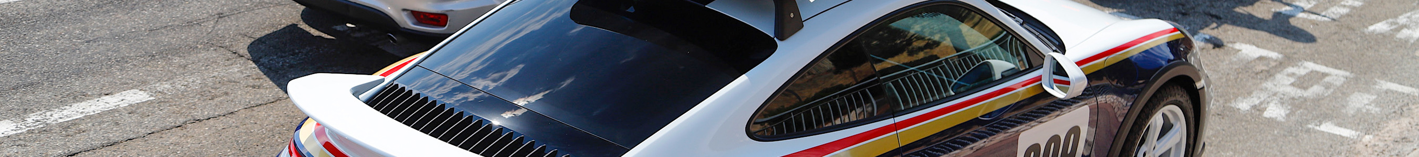 Porsche 992 Dakar