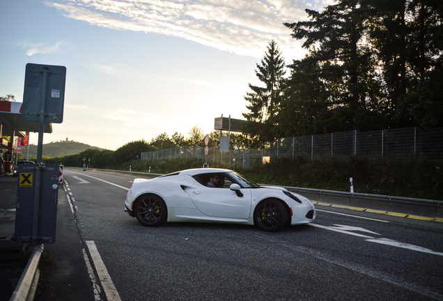 Alfa Romeo 4C Coupé