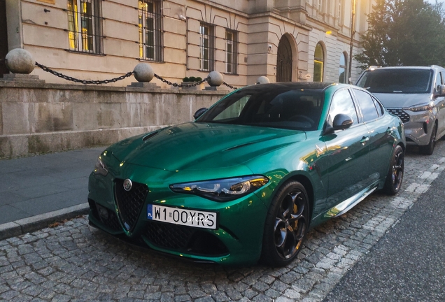 Alfa Romeo Giulia Quadrifoglio 2023 100° Anniversario