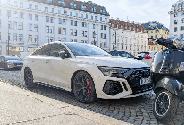 Audi RS3 Sedan 8Y