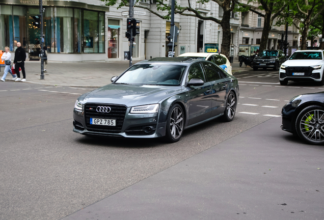 Audi S8 D4 Plus