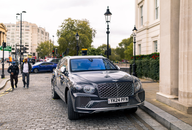 Bentley Bentayga EWB Mulliner