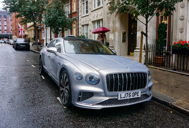 Bentley Flying Spur Azure 2025