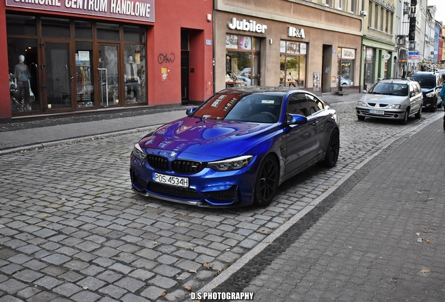 BMW M4 F82 CS