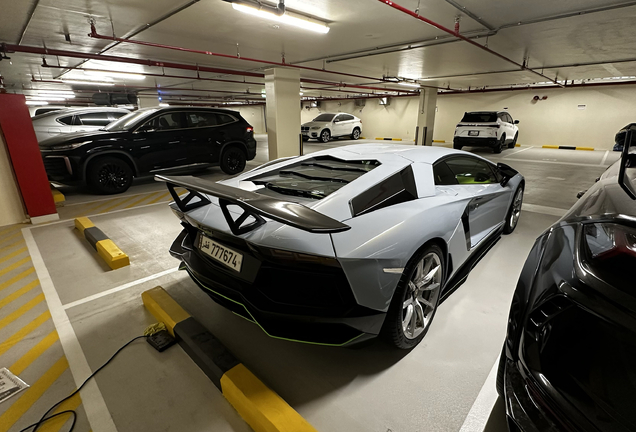 Lamborghini Aventador LP700-4