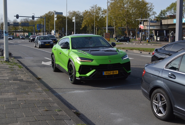 Lamborghini Urus Performante