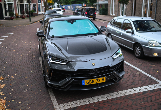Lamborghini Urus Performante