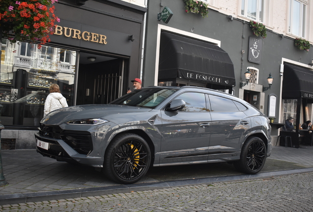 Lamborghini Urus SE