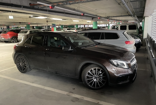 Mercedes-AMG GLA 45 X156 2017