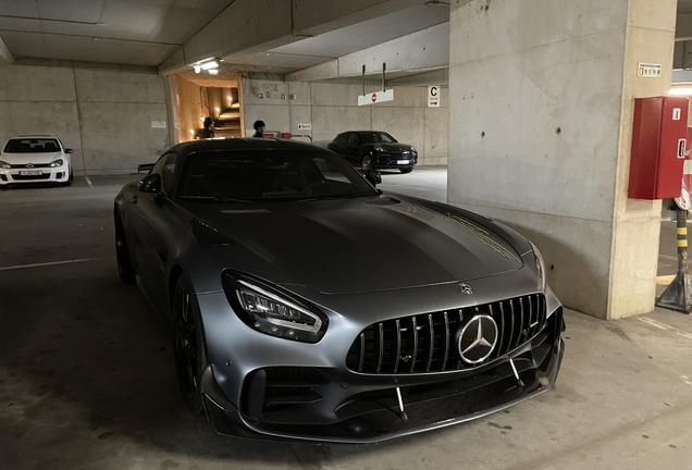 Mercedes-AMG GT R Pro C190