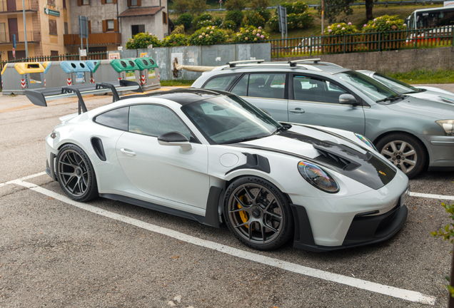 Porsche 992 GT3 RS MkI Weissach Package