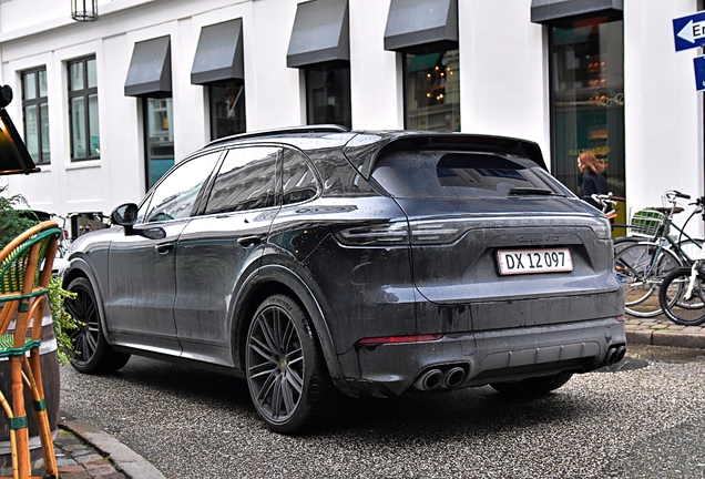 Porsche 9YA Cayenne GTS MkI