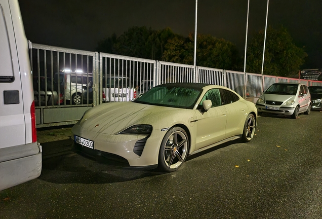 Porsche Taycan GTS Hockenheimring Edition