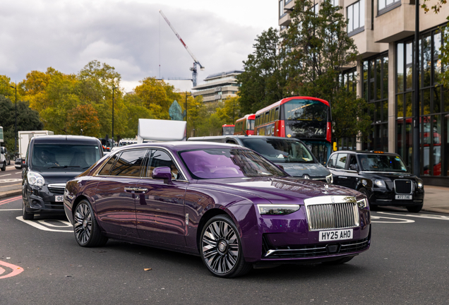 Rolls-Royce Ghost EWB Series II 2025