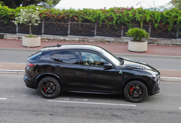 Alfa Romeo Stelvio Quadrifoglio 2023