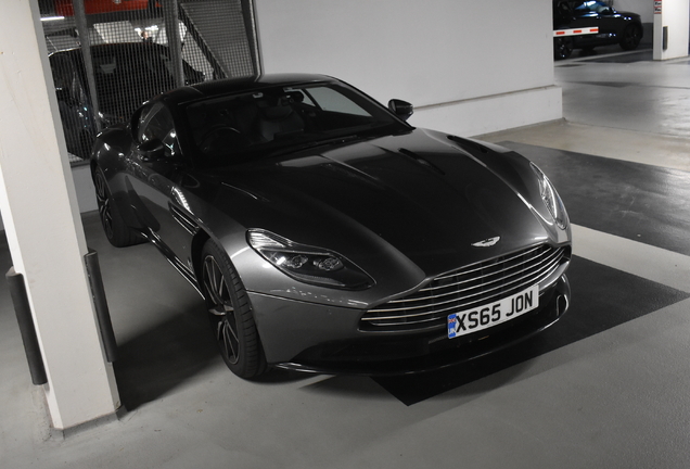 Aston Martin DB11