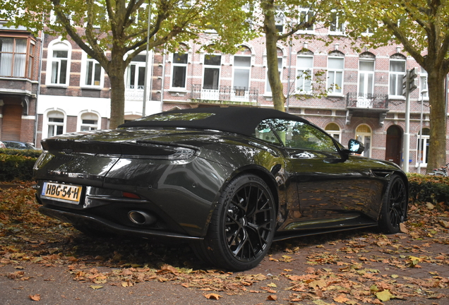 Aston Martin DB12 Volante