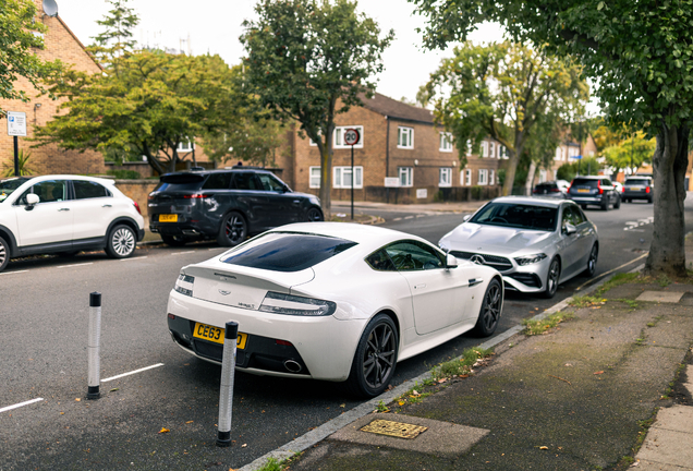Aston Martin V8 Vantage S