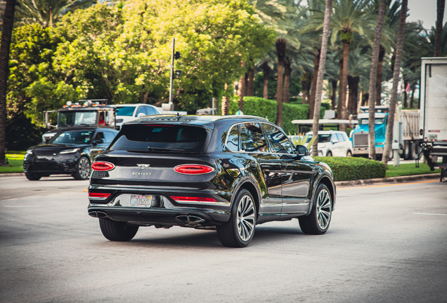 Bentley Bentayga Azure