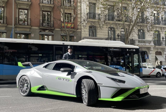 Lamborghini Huracán LP640-2 STO