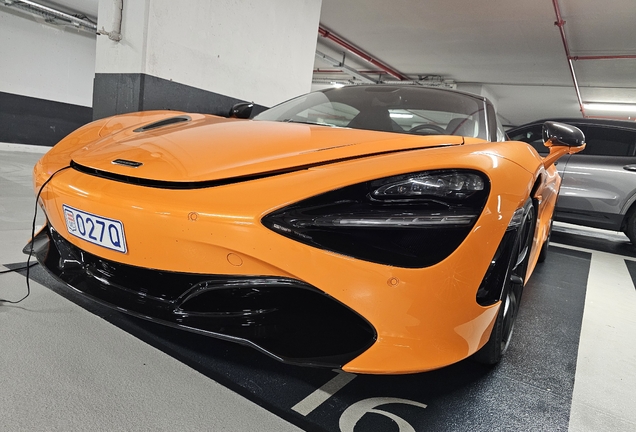 McLaren 720S Spider