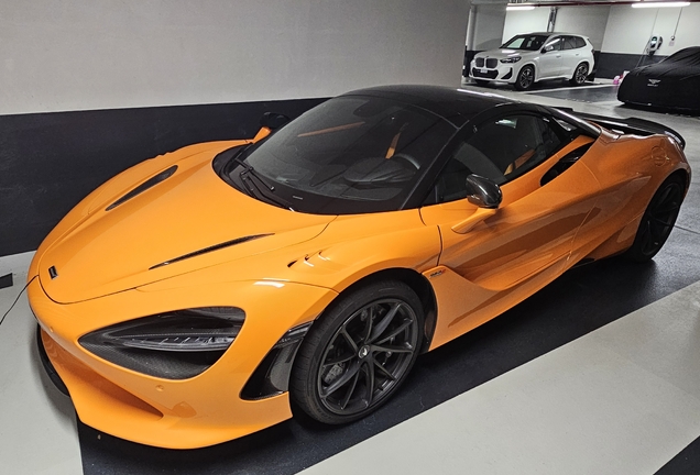 McLaren 750S Spider