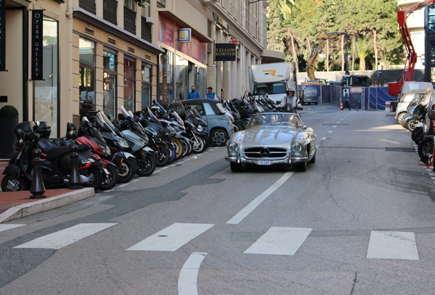 Mercedes-Benz 300SL Roadster