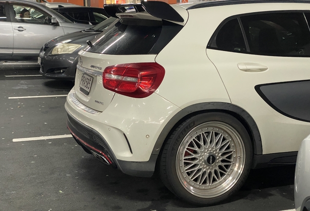 Mercedes-Benz GLA 45 AMG Edition 1