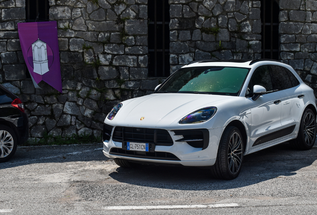 Porsche 95B Macan GTS MkII