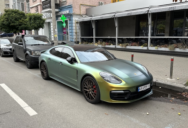Porsche 971 Panamera Turbo MkI