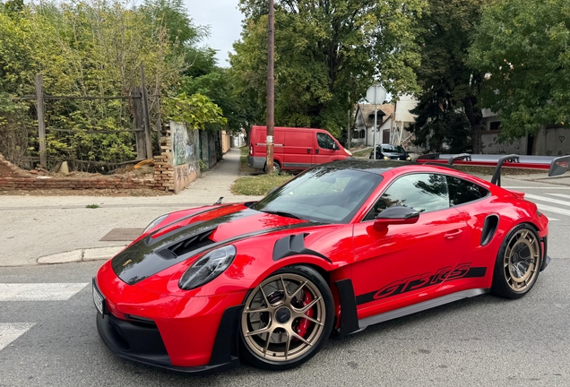 Porsche 992 GT3 RS MkI Weissach Package