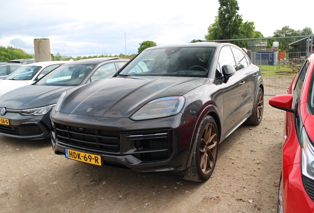 Porsche Cayenne Coupé Turbo E-Hybrid