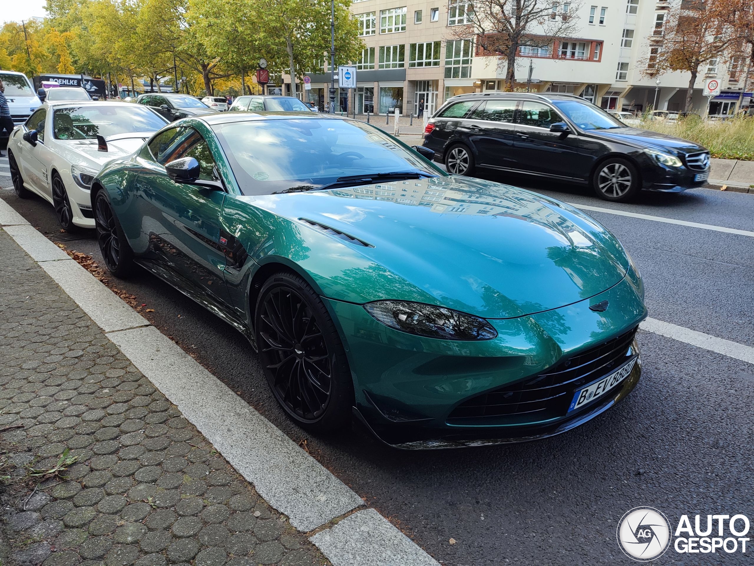 Aston Martin V8 Vantage Formula 1 Edition