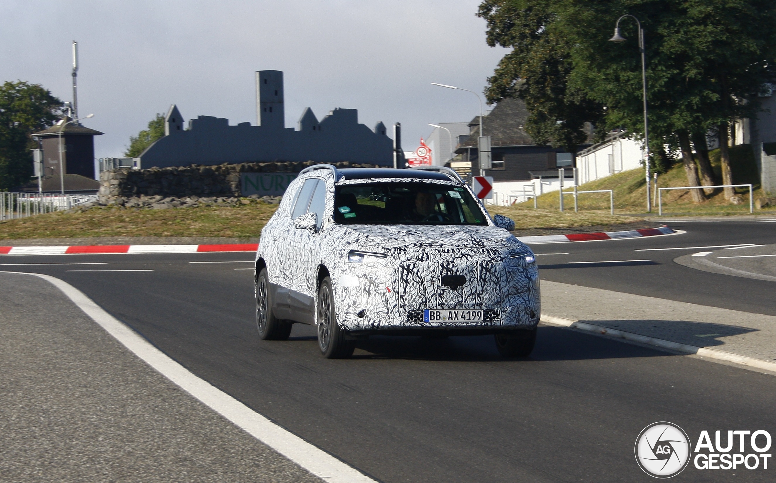 Mercedes-Benz GLB EV