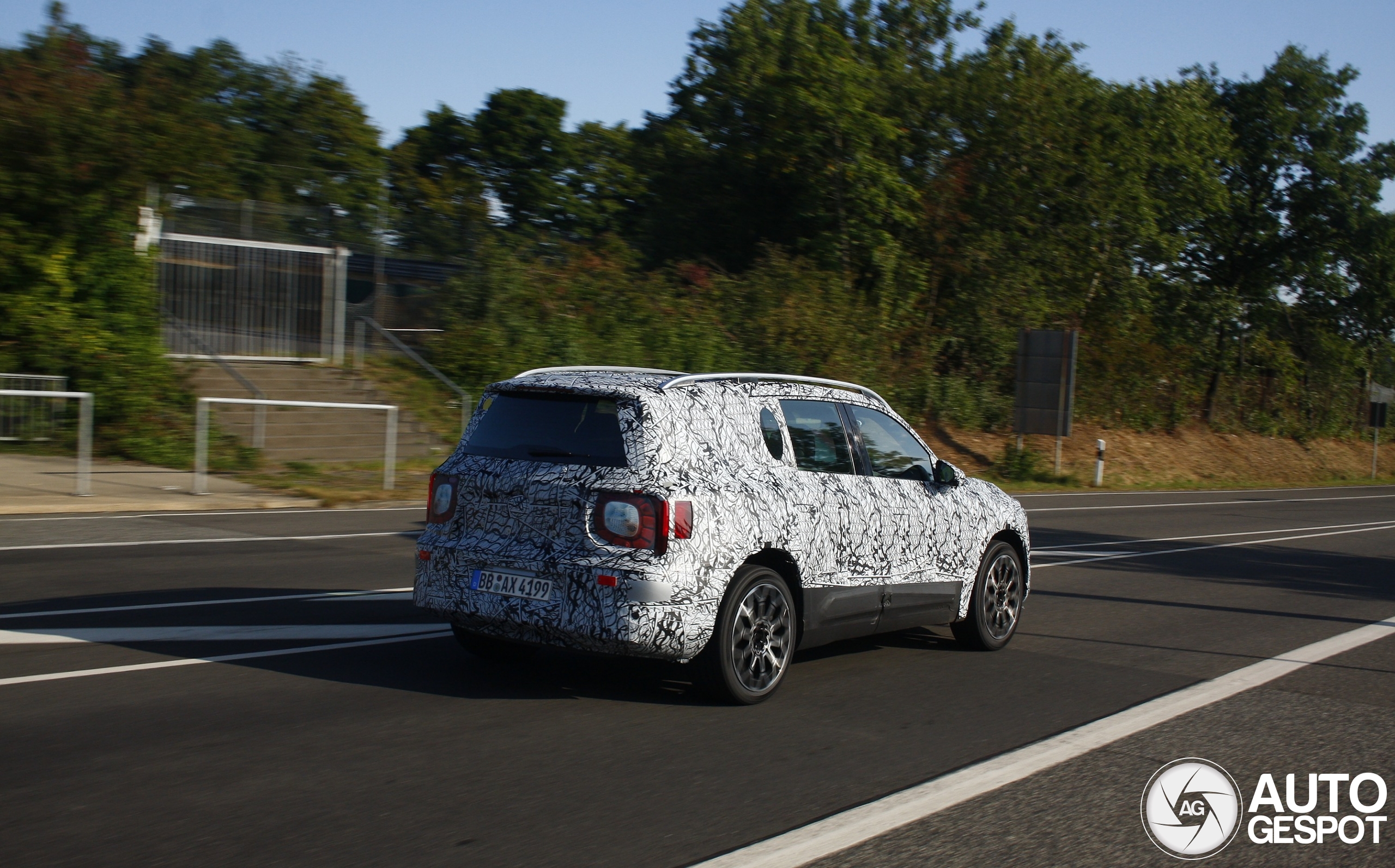 Mercedes-Benz GLB EV