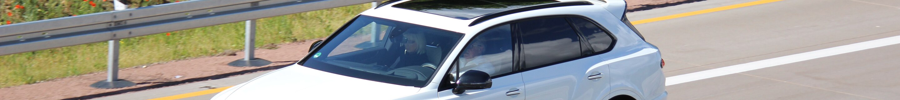 Bentley Bentayga V8 S 2022