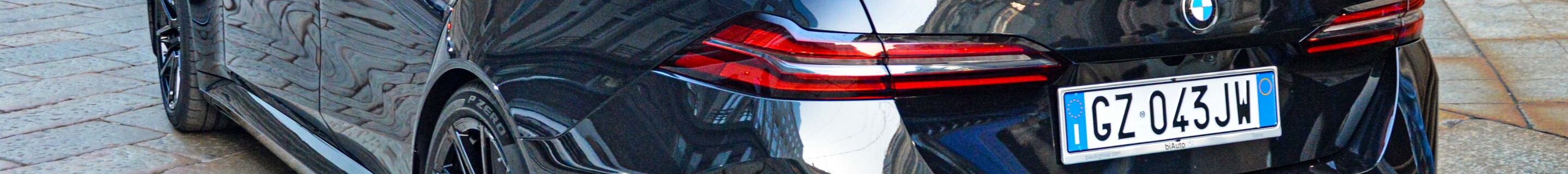 BMW M5 G90