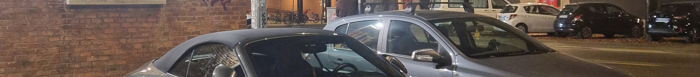 Porsche 992 Carrera 4S Cabriolet MkI