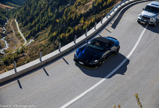 Aston Martin V12 Vantage Roadster 2023