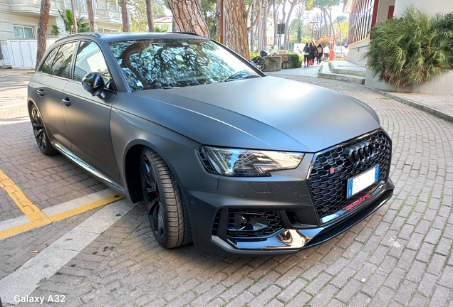 Audi RS4 Avant B9