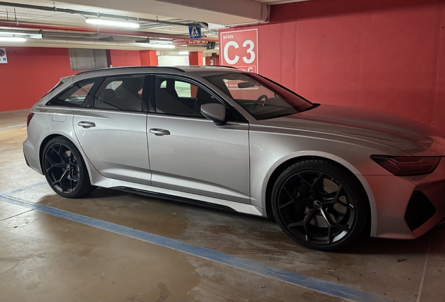 Audi RS6 Avant C8