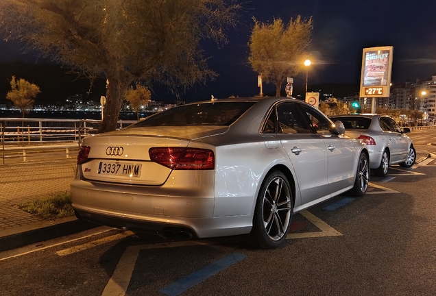 Audi S8 D4