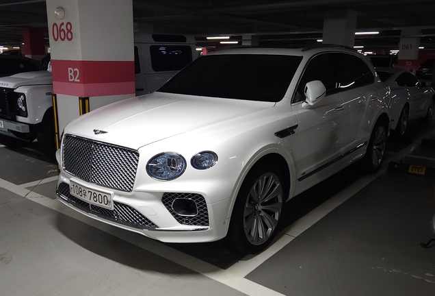 Bentley Bentayga V8 2021