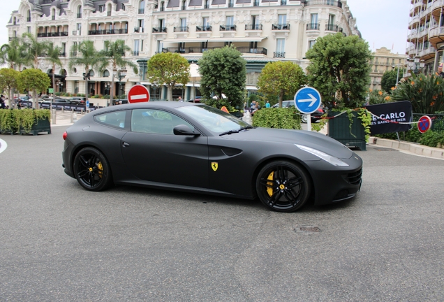Ferrari FF